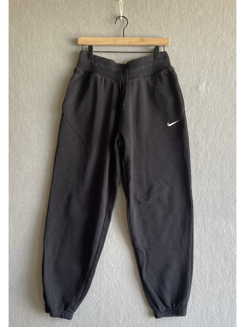 Nike Black Jogger Sweatpants With White Logo Small